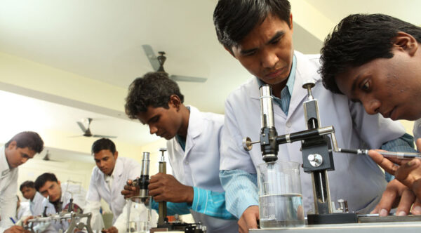 free-medical-laboratory-technician-course-1year-diploma-course-rita